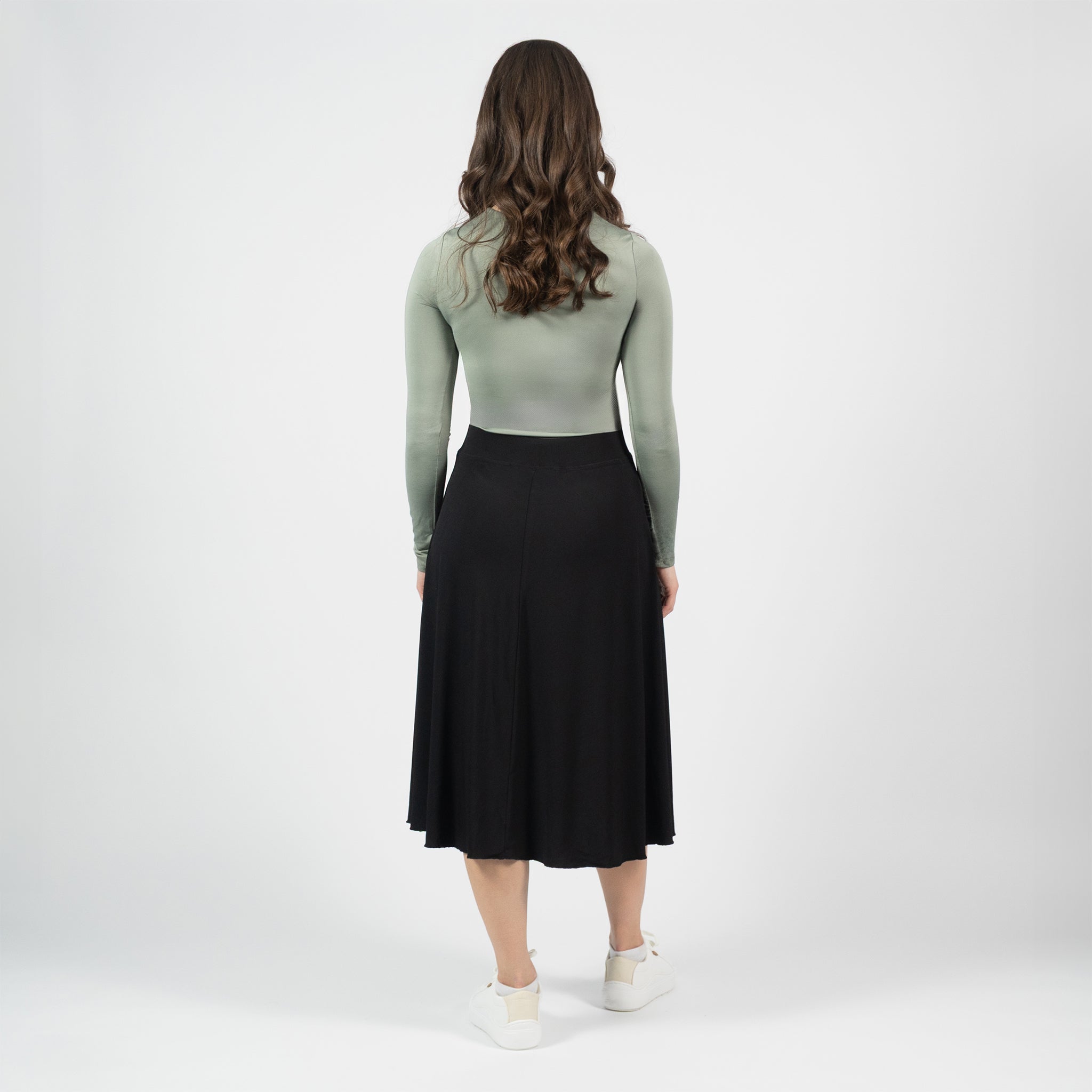 Typical Flare Skirt 25" Shorts